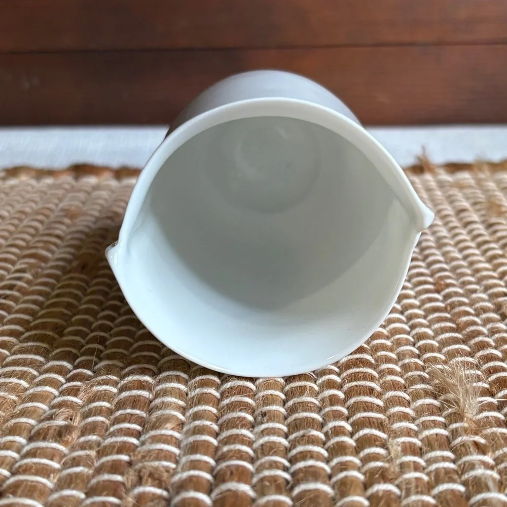 Vintage Hutschenreuther Germany White Modern Porcelain Vase Decor 4
